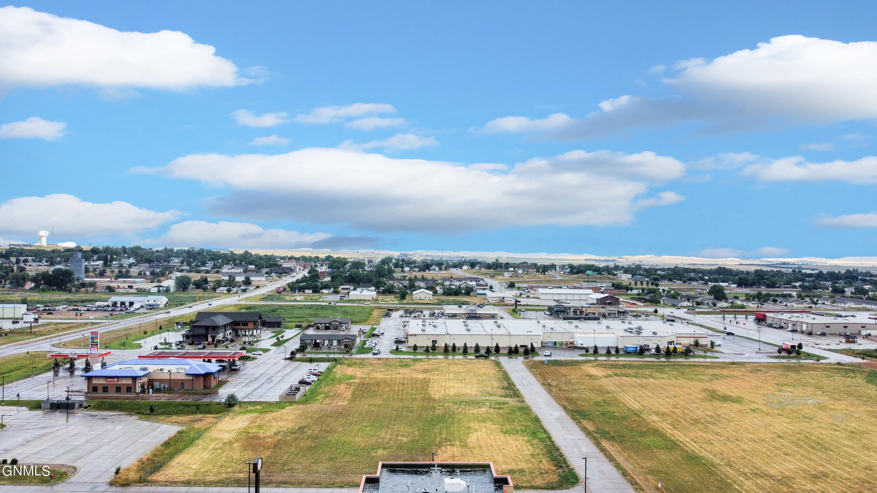 Land in Watford City 3