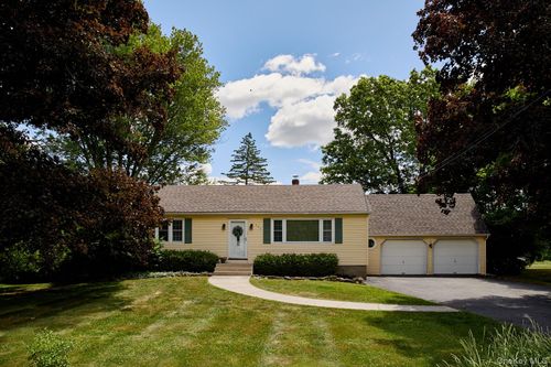 228 State Route 32 S, New Paltz, NY, 12561-3914 | Card Image