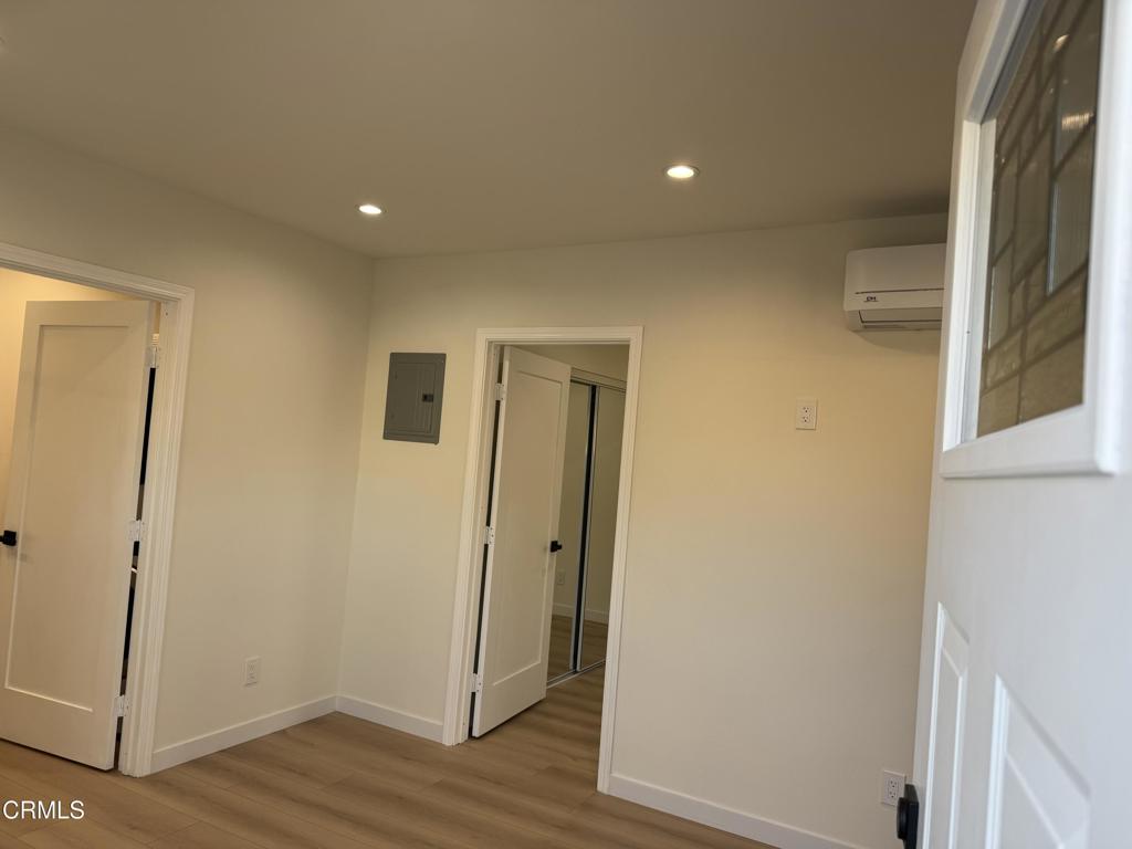 Residential Lease in Woodland Hills