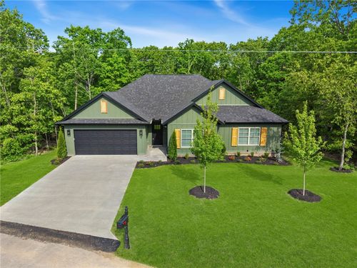 4 Naver Ln, Bella Vista, AR, 72715-3515 | Card Image