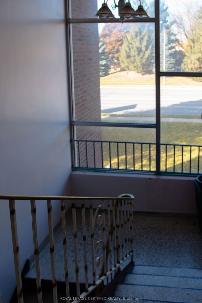 6810 Thorold Stone Rd, Home with 0 bedrooms, 0 bathrooms and null parking in Niagara Falls ON | Image 7