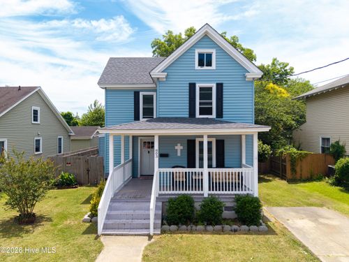803 Maple St, Elizabeth City, NC, 27909-4246 | Card Image