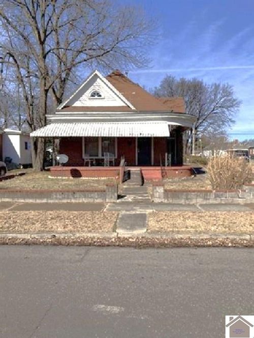 1135 Martin Luther King Jr Dr, Paducah, KY, 42001-1825 | Card Image