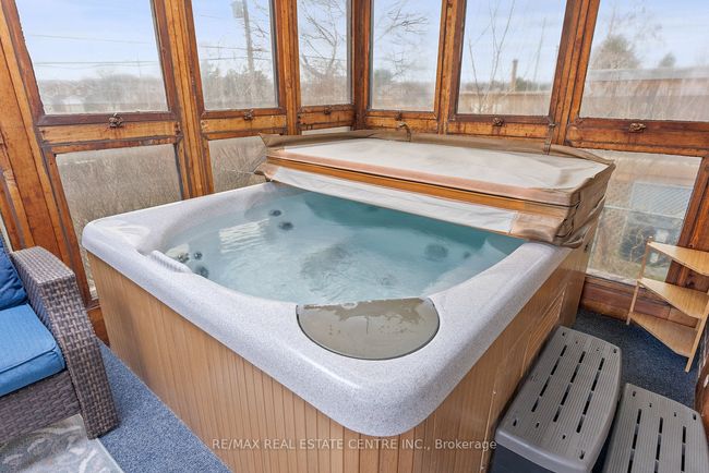 82 Simmons Blvd, House other with 3 bedrooms, 2 bathrooms and 4 parking in Brampton ON | Image 33