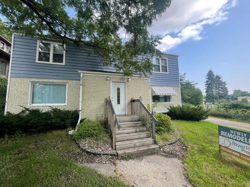 716 8th St S, Moorhead, MN, 56560-3531 | Card Image