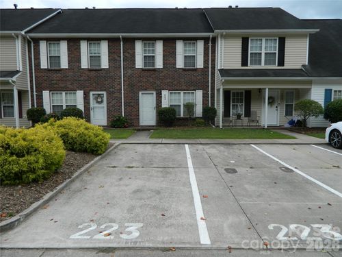 223 Linkside Ct Se, Lenoir, NC, 28645-4458 | Card Image