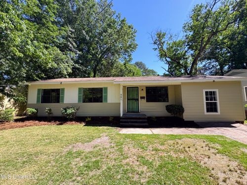 521 N Park Ln, Jackson, MS, 39206-3816 | Card Image