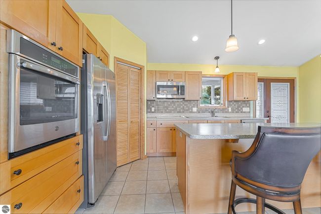 21495 Us Highway 23 N, House other with 2 bedrooms, 2 bathrooms and null parking in Millersburg MI | Image 32