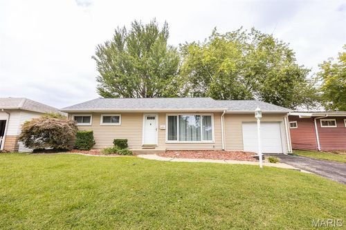 3017 Wayne Ave, Granite City, IL, 62040-5851 | Card Image