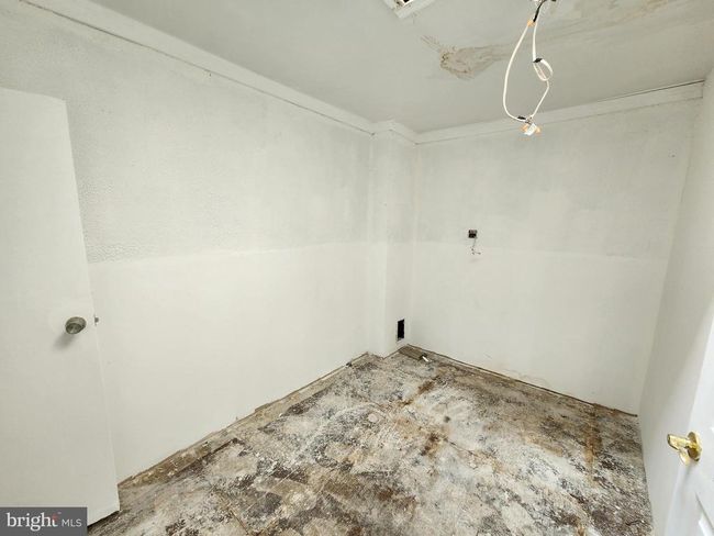 318 S Payson St, Townhouse with 2 bedrooms, 1 bathrooms and null parking in BALTIMORE MD | Image 8
