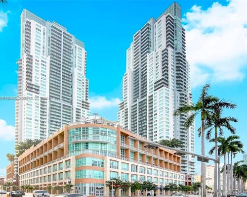 3008-253 Ne 2nd St, Miami, FL, 33132-2285 | Card Image