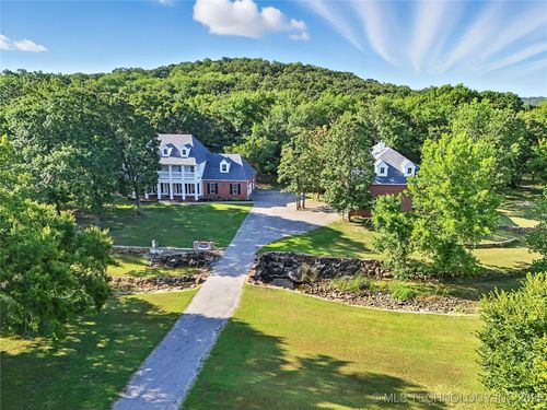 6490 Lindsay Dr, Sapulpa, OK, 74066-1080 | Card Image