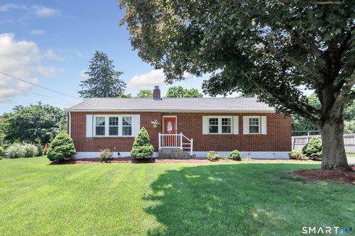61 Wakeley St, Shelton, CT, 06484-4512 | Card Image