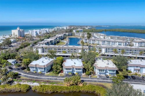 t-12-527 Sutton Pl, LONGBOAT KEY, FL, 34228-2303 | Card Image