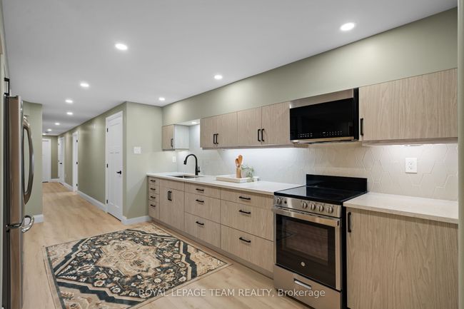 1056 Heenan Terr, House other with 4 bedrooms, 4 bathrooms and 6 parking in Manotick ON | Image 38