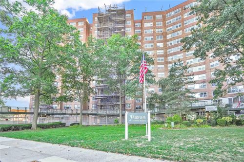 apt-b605-6120 Grand Central Pkwy, Forest Hills, NY, 11375-1291 | Card Image