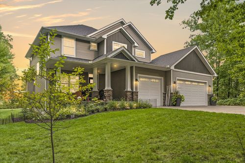 25523 Vassar St Ne, Stacy, MN, 55079-3112 | Card Image