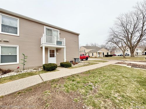 1416 Hobnail Ct, Davison, MI, 48423-2204 | Card Image