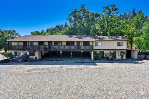 2100 S Dora Street, Ukiah, CA, 95482 | Card Image