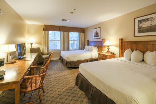 717719-q1-4-717/719 Q1-4 Jackson Gore Adams House, Ludlow, VT, 05149 | Card Image