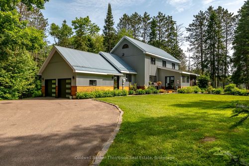 1095 Williamsport Rd, Huntsville, ON, P1H2J4 | Card Image