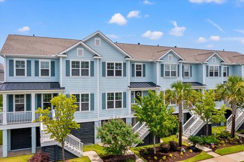1582 Prince Edward St, Mount Pleasant, SC, 29466-9408 | Card Image