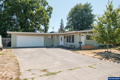 1111 Hiatt St, Lebanon, OR, 97355-3914 | Card Image
