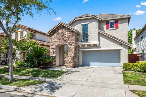 2764 Rogue River Cir, West Sacramento, CA, 95691-4922 | Card Image