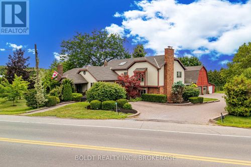 468 Lakeshore Rd, Niagara on the Lake, ON, L0S1J0 | Card Image