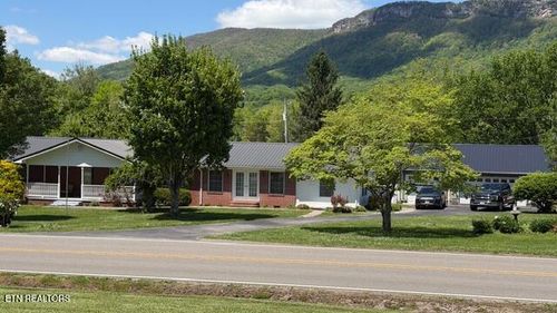 3217 Doctor Thomas Walker Rd, Ewing, VA, 24248 | Card Image