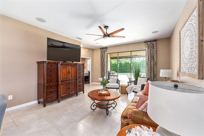 9170 Sw 65 Th Loop, House other with 3 bedrooms, 3 bathrooms and null parking in Ocala FL | Image 7