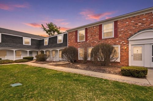 41-41 Jamestown Dr, Springfield, MA, 01108-3144 | Card Image