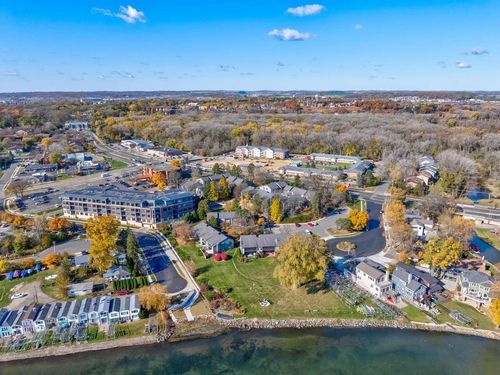 4-2803 Century Harbor Road, Middleton, WI, 53562 | Card Image