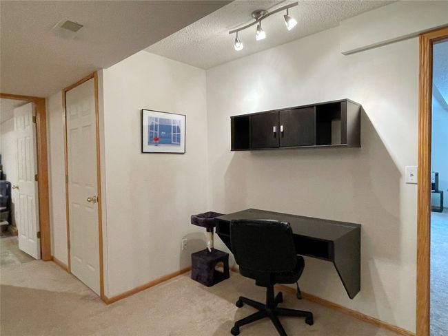 UNIT-1 - 5480 Longview Ct, Condo with 3 bedrooms, 3 bathrooms and null parking in Johnston IA | Image 24