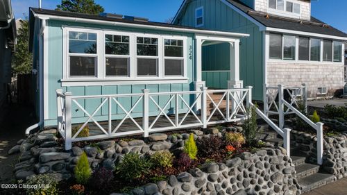 324 6th Avenue, Seaside, OR, 97138 | Card Image