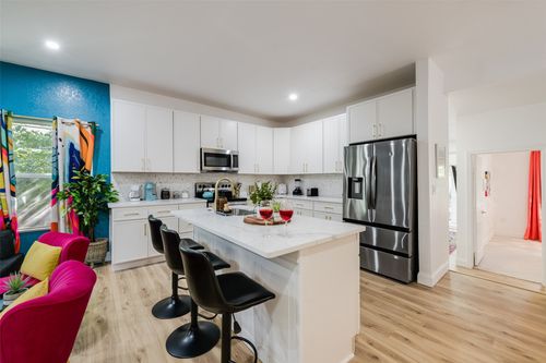 5624 E Side Ave, Dallas, TX, 75214-4817 | Card Image