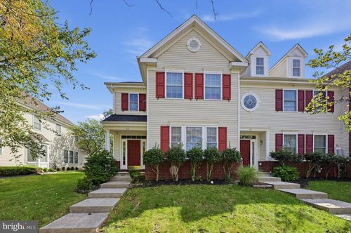 13 Horseshoe Place, Chesterfield, NJ, 08515 | Card Image