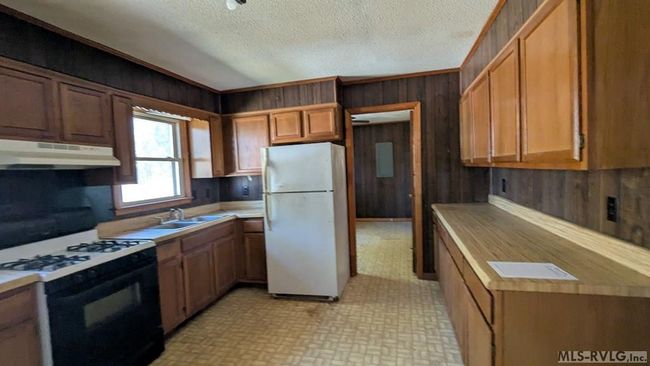 557 Nc Highway 48, House other with 3 bedrooms, 2 bathrooms and null parking in Gaston NC | Image 5
