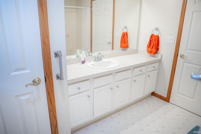 1311 Orchard Ln, Condo with 2 bedrooms, 2 bathrooms and null parking in Shipshewana IN | Image 27