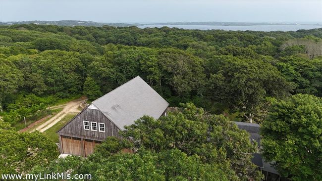 9 Moshup Trl, House other with 2 bedrooms, 2 bathrooms and null parking in Aquinnah MA | Image 27