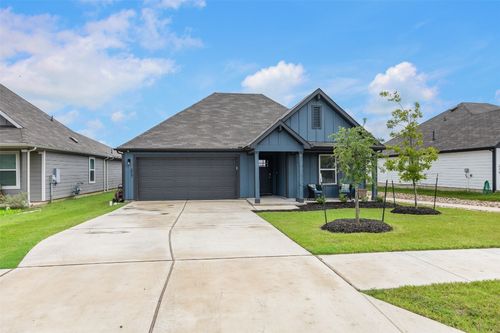 217 Fort Clark Springs Dr, Hutto, TX, 78634-2477 | Card Image
