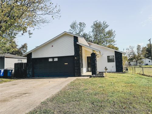 4809 S Waco Street, Tulsa, OK, 74107 | Card Image