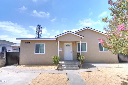 123 S Juanita Ave, Oxnard, CA, 93030-6137 | Card Image
