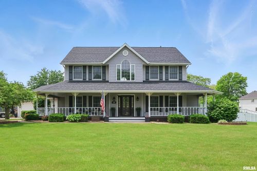 391 Oakwood Circle Drive, Coal Valley, IL, 61240 | Card Image