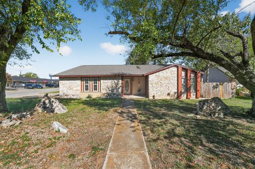 1209 Sagebrush Dr, Round Rock, TX, 78681-6671 | Card Image