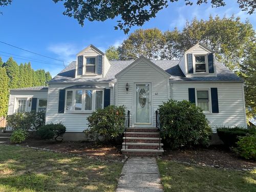 48 Ashton St, Beverly, MA, 01915-4014 | Card Image