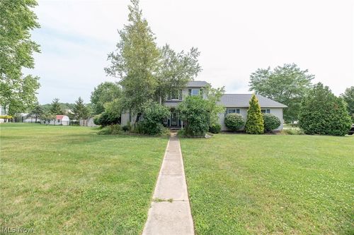 457 Lisbon Dr, Tallmadge, OH, 44278-3704 | Card Image