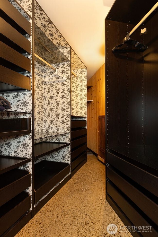 4020 6 Th Ave Nw, House other with 1 bedrooms, 1 bathrooms and null parking in Seattle WA | Image 25
