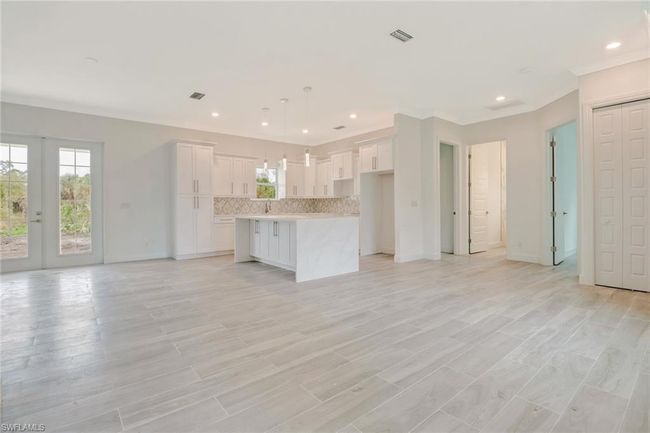 2632 26 Th Ave Se, House other with 3 bedrooms, 2 bathrooms and 2 parking in NAPLES FL | Image 6