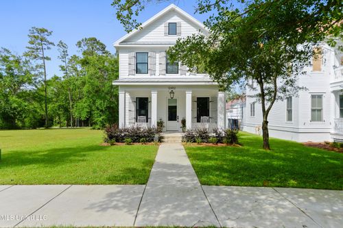 12452 Preservation Dr, Gulfport, MS, 39503-7061 | Card Image